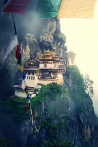 bhutanprayerflags